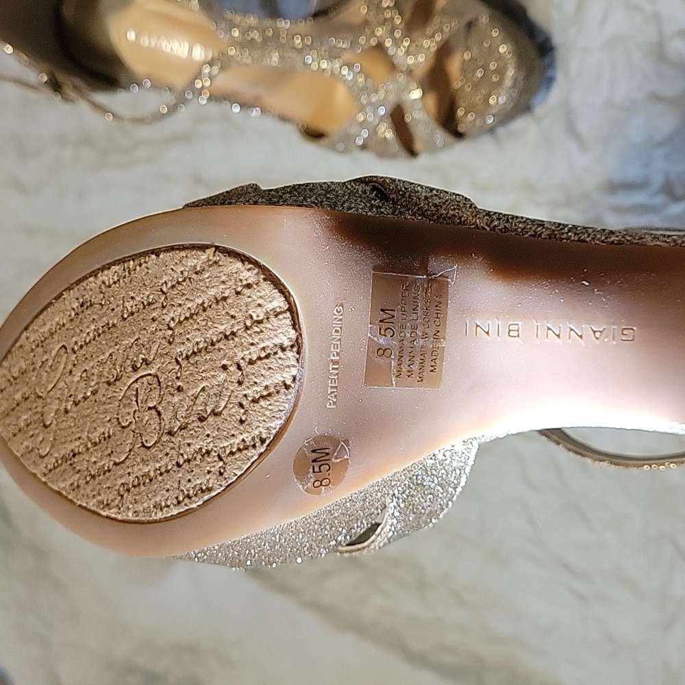 Gianni Bini size 8.5 Embellished Heels NWOT - Picture 4 of 4